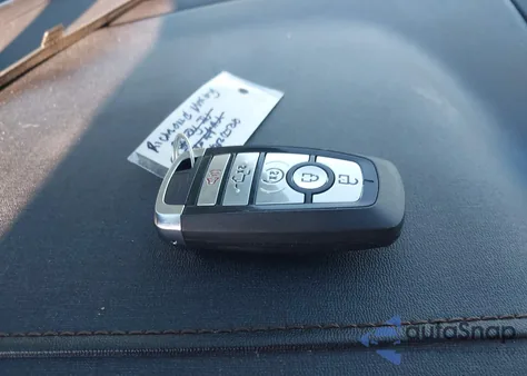 2024 Ford F-150 Lariat z USA, uszkodzony, nr VIN 1FTFW5L81RFA74870